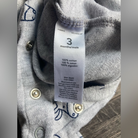 Carters 3 Months 100% Cotton Gray Safari Footie Sleeper - Picture 7 of 7